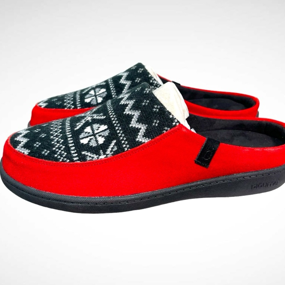 GORGEOUS RED SUEDE W/KNIT BLACK/WHITE ACCENT SLIPPERS/CLOGS/MULES•SIZE 42=10.5